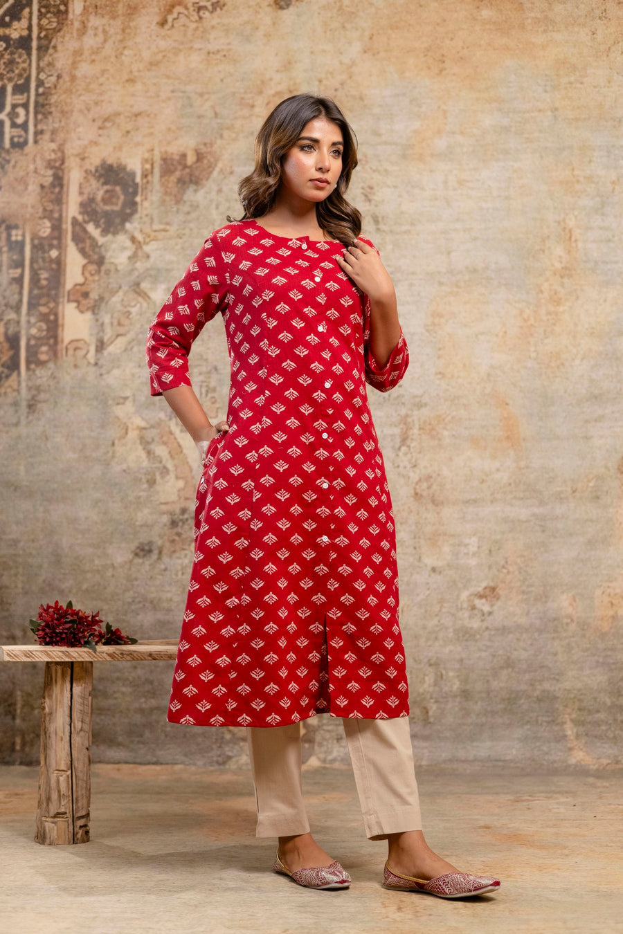 Aaronee Jaipuri Ikat Kurti – Scoop Neck and Front Buttons