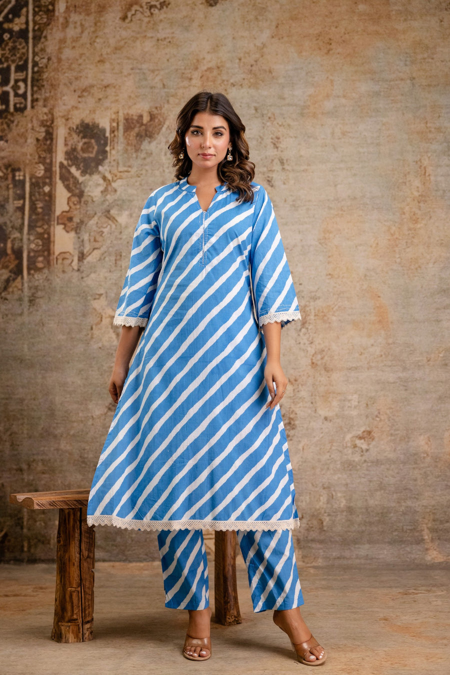 Lace sleeve sky blue kurti set