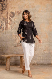 Elegant White Straight Cotton Pants for Women – Aaronee