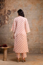 Casual pink kurta with lace hem and pants