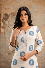 Floral printed kurta set for women in breathable fabric