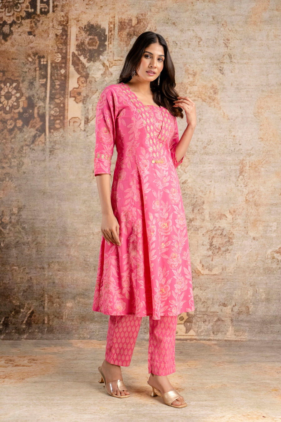 Elegant Pink Floral Pure Cotton Kurta Pant Set for Women – Aaronee Ethnic Wear
