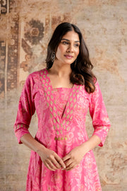 Elegant Pink Floral Pure Cotton Kurta Pant Set for Women – Aaronee Ethnic Wear