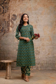 Green Floral Print Pure Cotton Kurta Set for Women – Aaronee Ethnic Wear