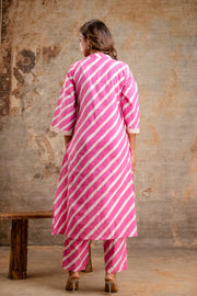Lace-detailed pink summer kurta