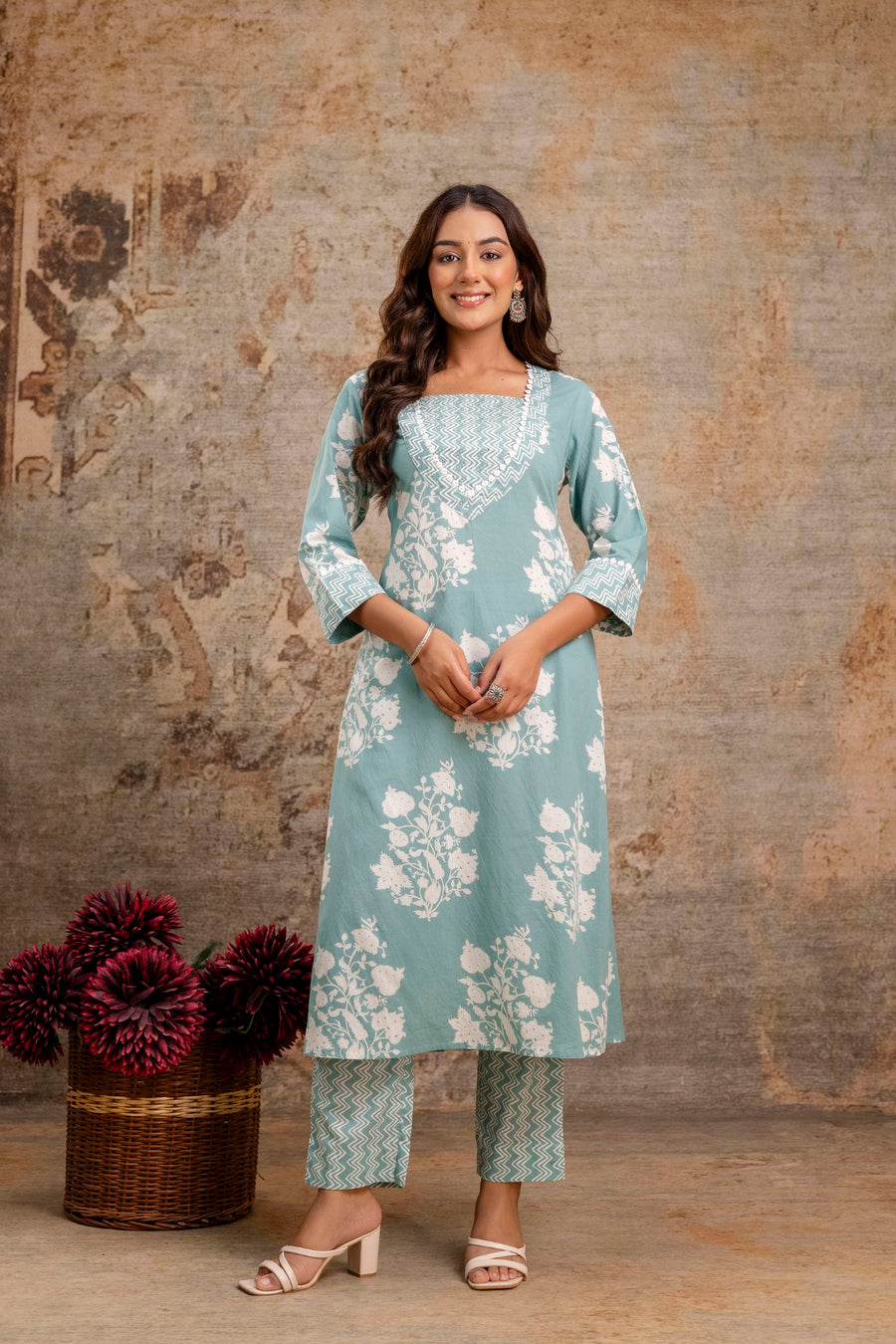 Summer cotton kurta pant combo in floral design