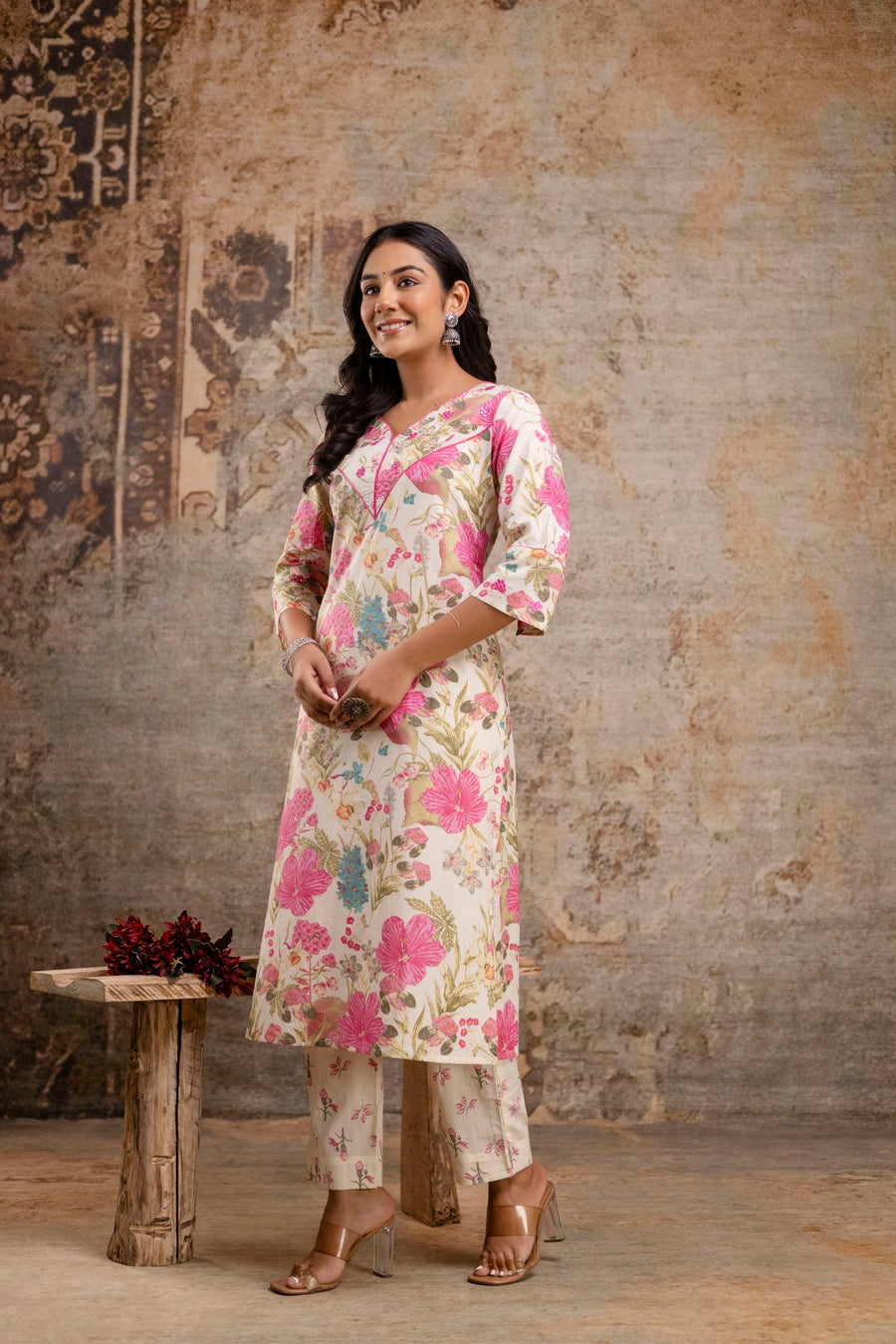 Summer ethnic cotton outfit with pants