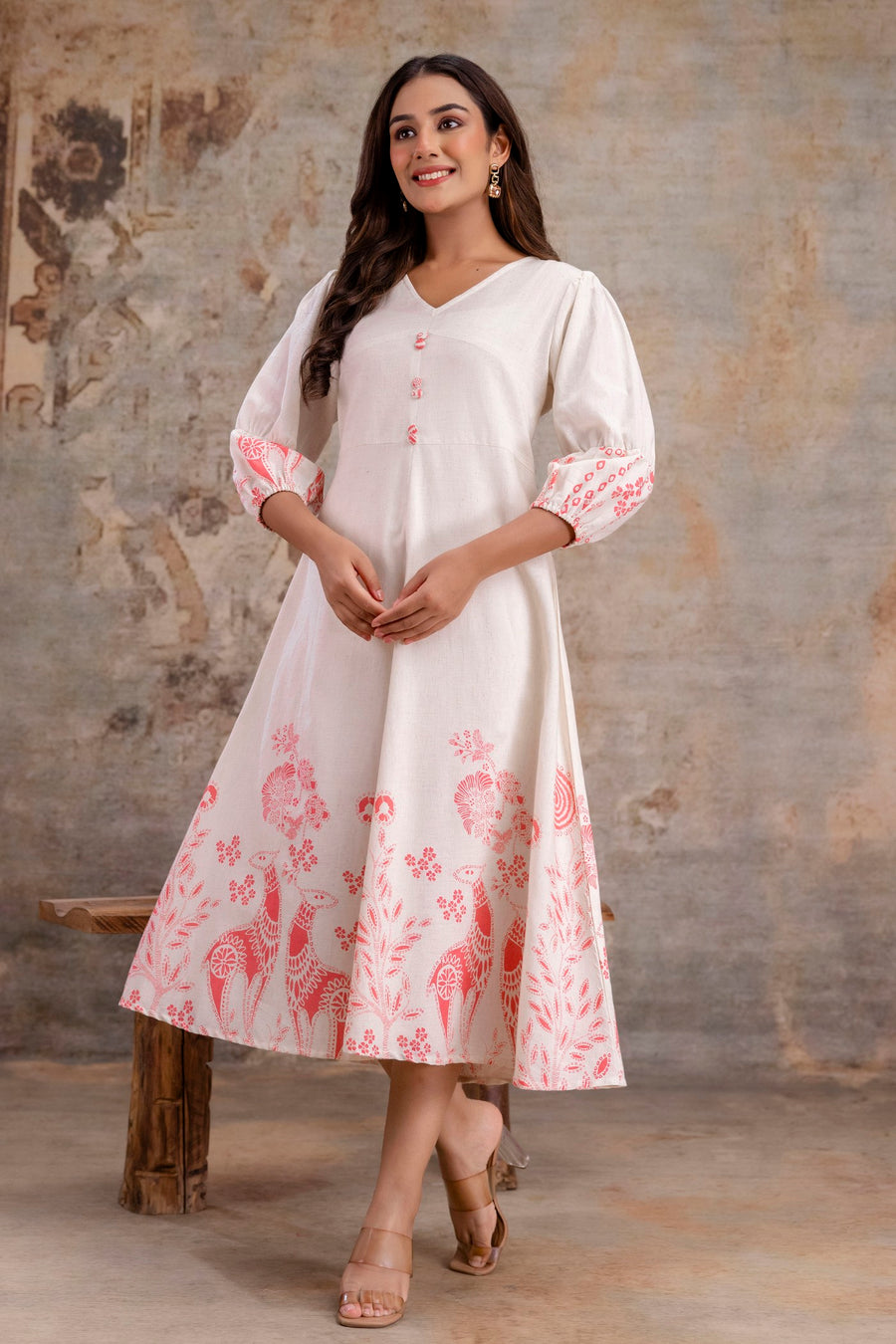 V-neck cotton kurti with 3/4th sleeves