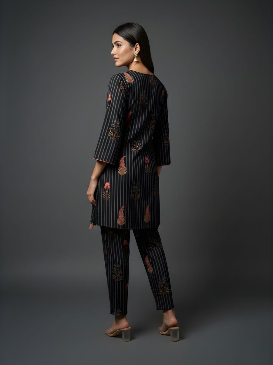 Aaronee Black Floral Striped Pure Cotton Kurta Pant Set for Women