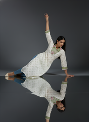 Aaronee Cotton Cream Floral Straight Kurta for Women