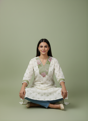 Aaronee Cotton Cream Floral Straight Kurta for Women