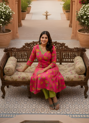 Aaronee Bright Pink Cotton Kurta with Green Pants