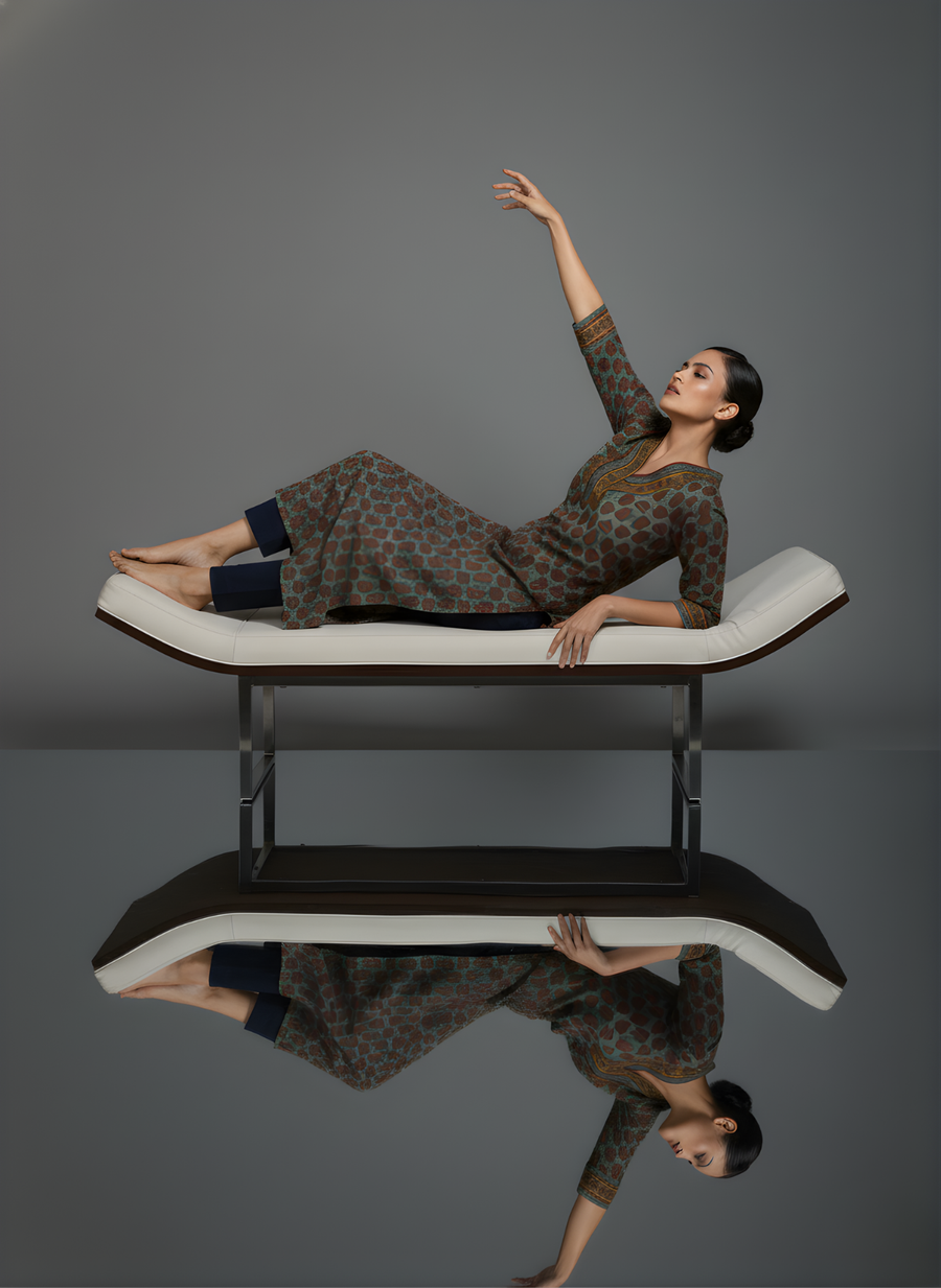 Aaronee Pure Cotton Olive Brown Abstract Print Straight Kurta for Women