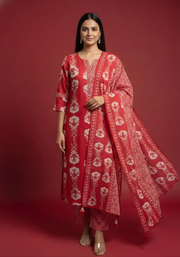 Aaronee women’s red cotton kurta set