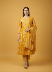 Aaronee mustard yellow pure cotton kurta dupatta set front view