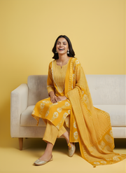 Aaronee elegant mustard yellow kurta with dupatta