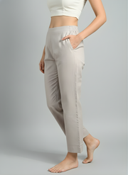 Aaronee elastic waist cotton pant detail