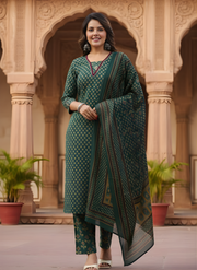 Pure Cotton Green Ethnic Set by Aaronee