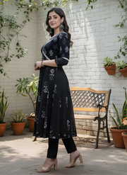 Elegant Black with Floral Print Kurta Set for Women