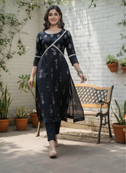 Elegant Black with Floral Print Kurta Set for Women