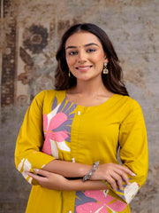Aaronee Women's Mustard Floral Kurta Set