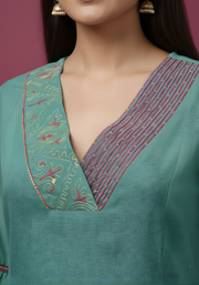Aaronee festive Mul Chanderi kurta set for women