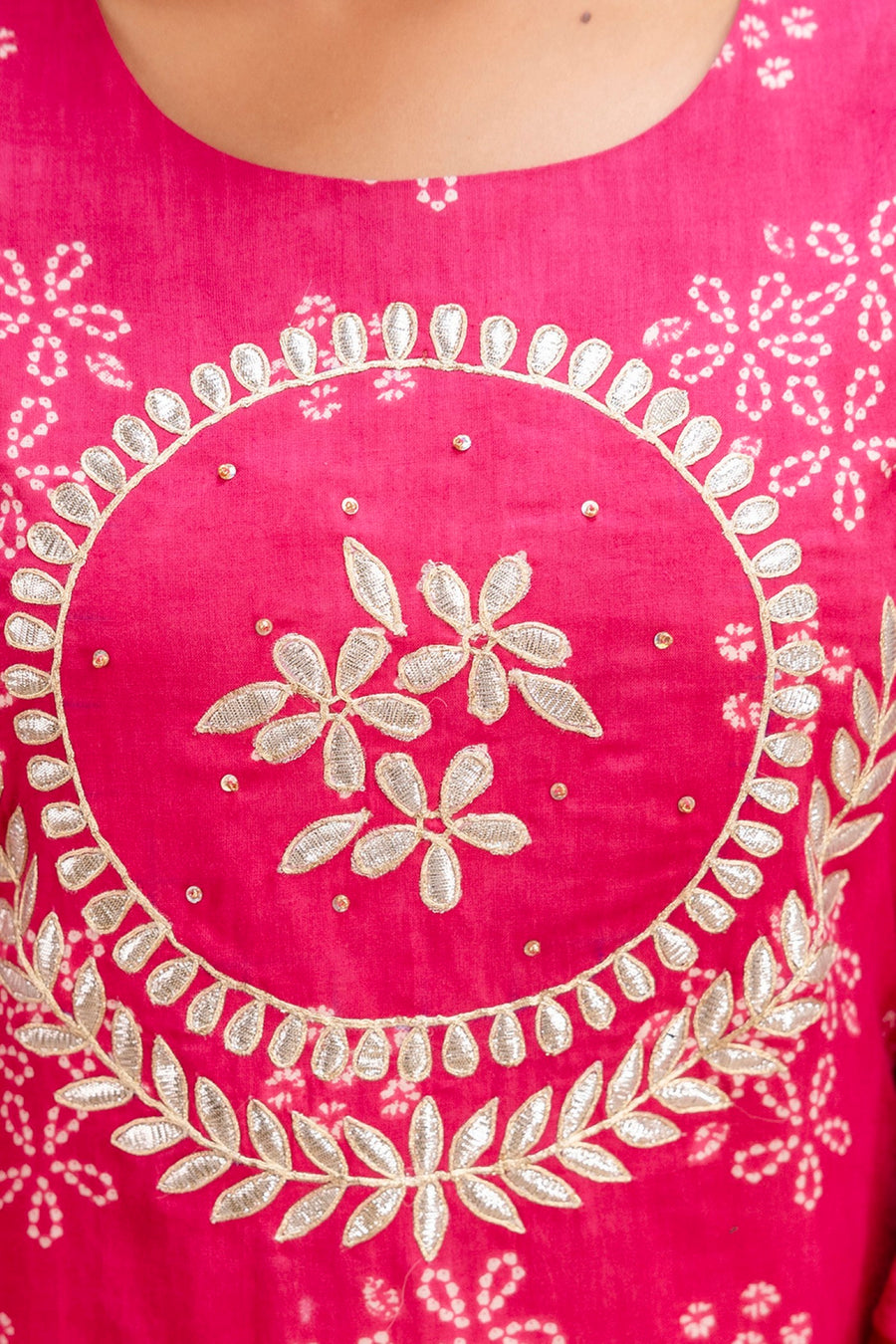 Elegant Pink Kurta Pant Dupatta Set with White Print – Aaronee