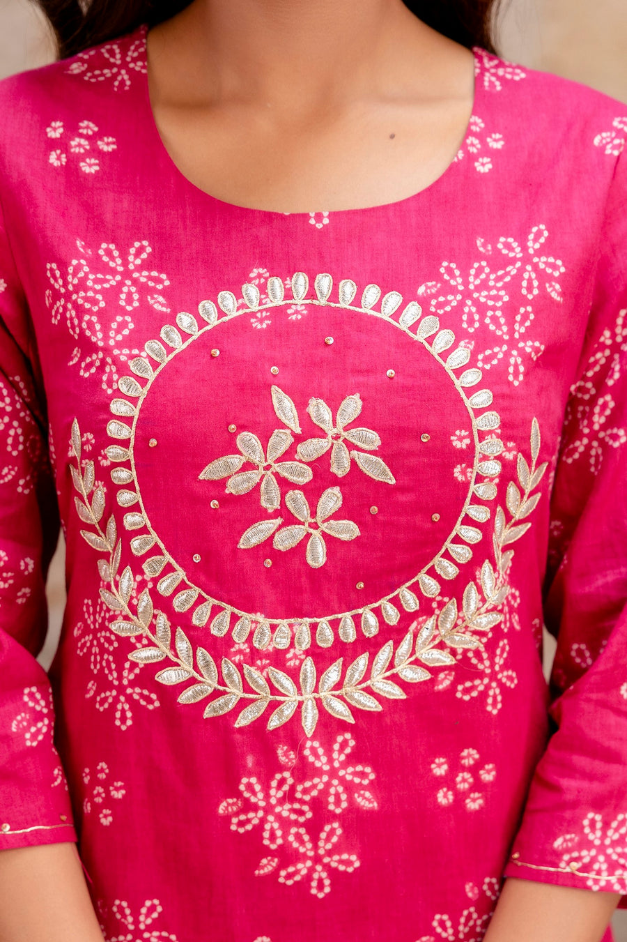 Elegant Pink Kurta Pant Dupatta Set with White Print – Aaronee