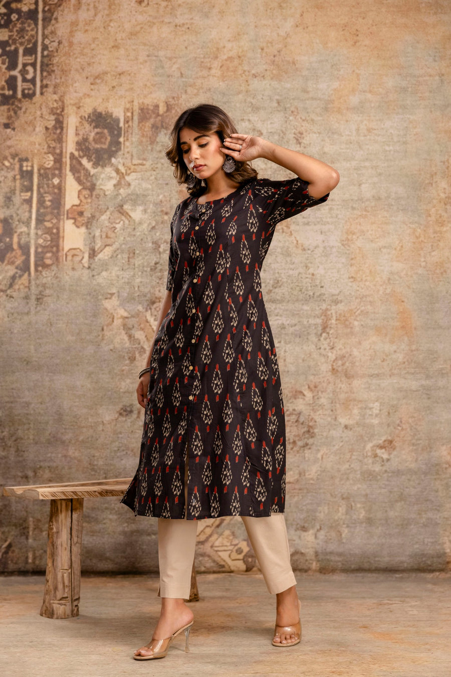 Jaipur kurti for women in black with ethnic motifs