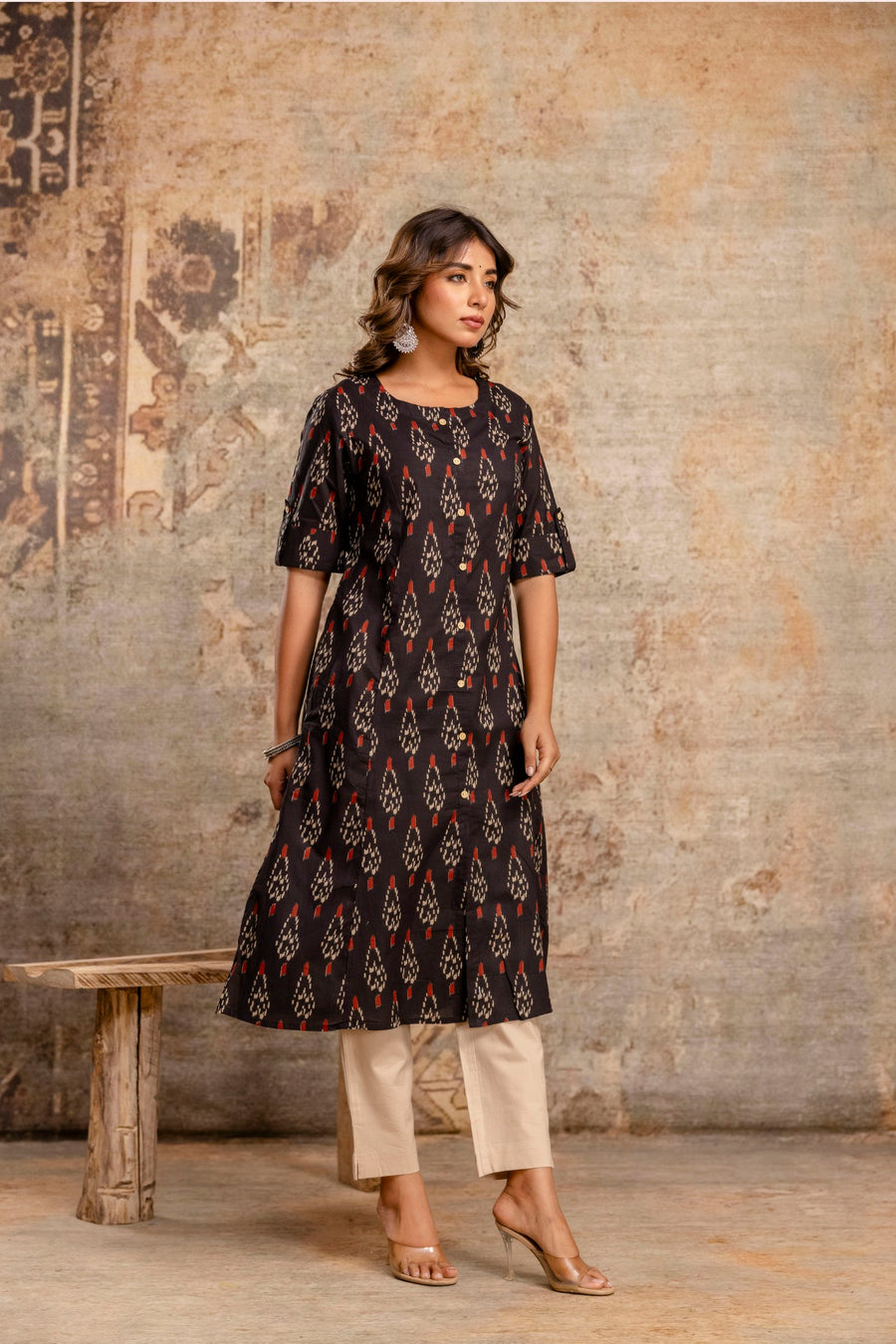 Stylish cotton kurta pant set by Aaronee Jaipur
