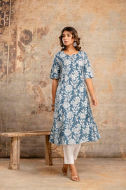 Summer-friendly blue cotton kurti with half sleeves