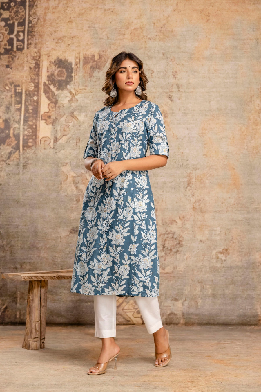 Elegant ethnic wear kurta pant set from kurtis in Jaipur