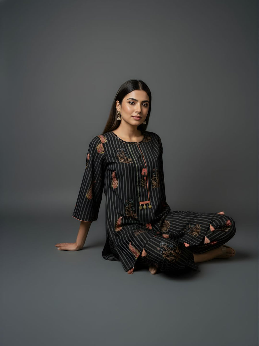 Aaronee Black Floral Striped Pure Cotton Kurta Pant Set for Women