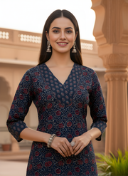Aaronee Pure Cotton Printed Kurta for Women – Navy Blue Ethnic Daily Wear Ensemble
