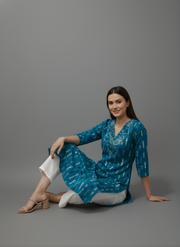 Aaronee Pure Cotton Teal Printed Straight Kurta for Women