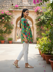 Aaronee Green Casual Wear Cotton Kurti Top