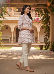 Aaronee Elegant White Floral Cotton Top