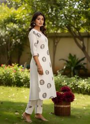 Off-White & Grey Printed Pure Cotton Flex Kurta Set for Women – Aaronee Jaipur
