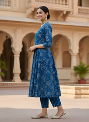 Traditional Print Royal Blue Kurta Pant Set – Aaronee