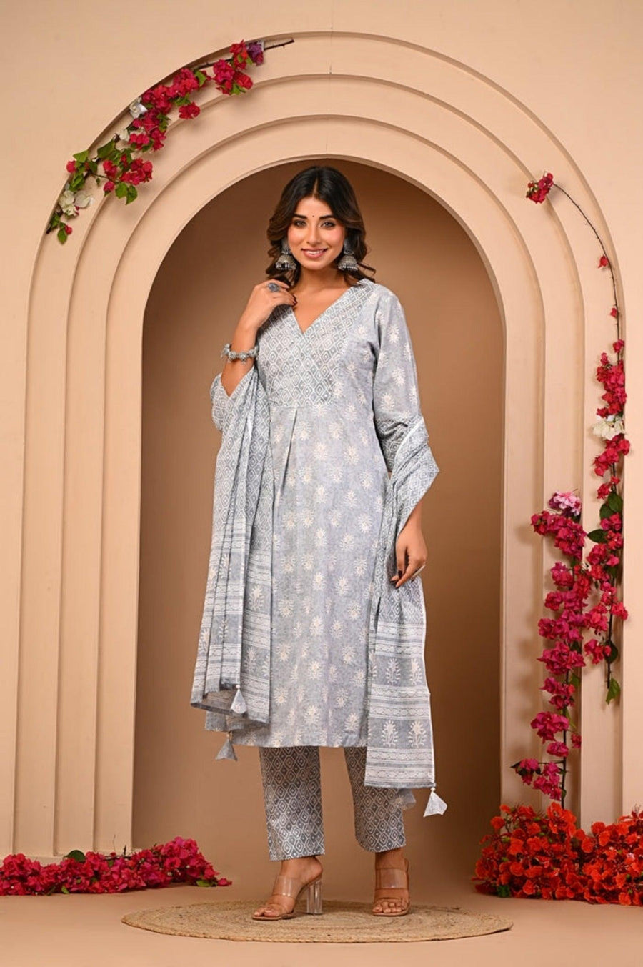 Anarkali Kurta Set for Women - Elegant Ethnic Wear | Aaronee