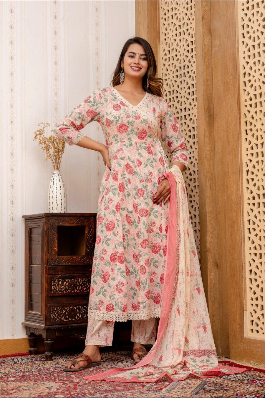 Anarkali Kurta Set for Women - Elegant Ethnic Wear | Aaronee