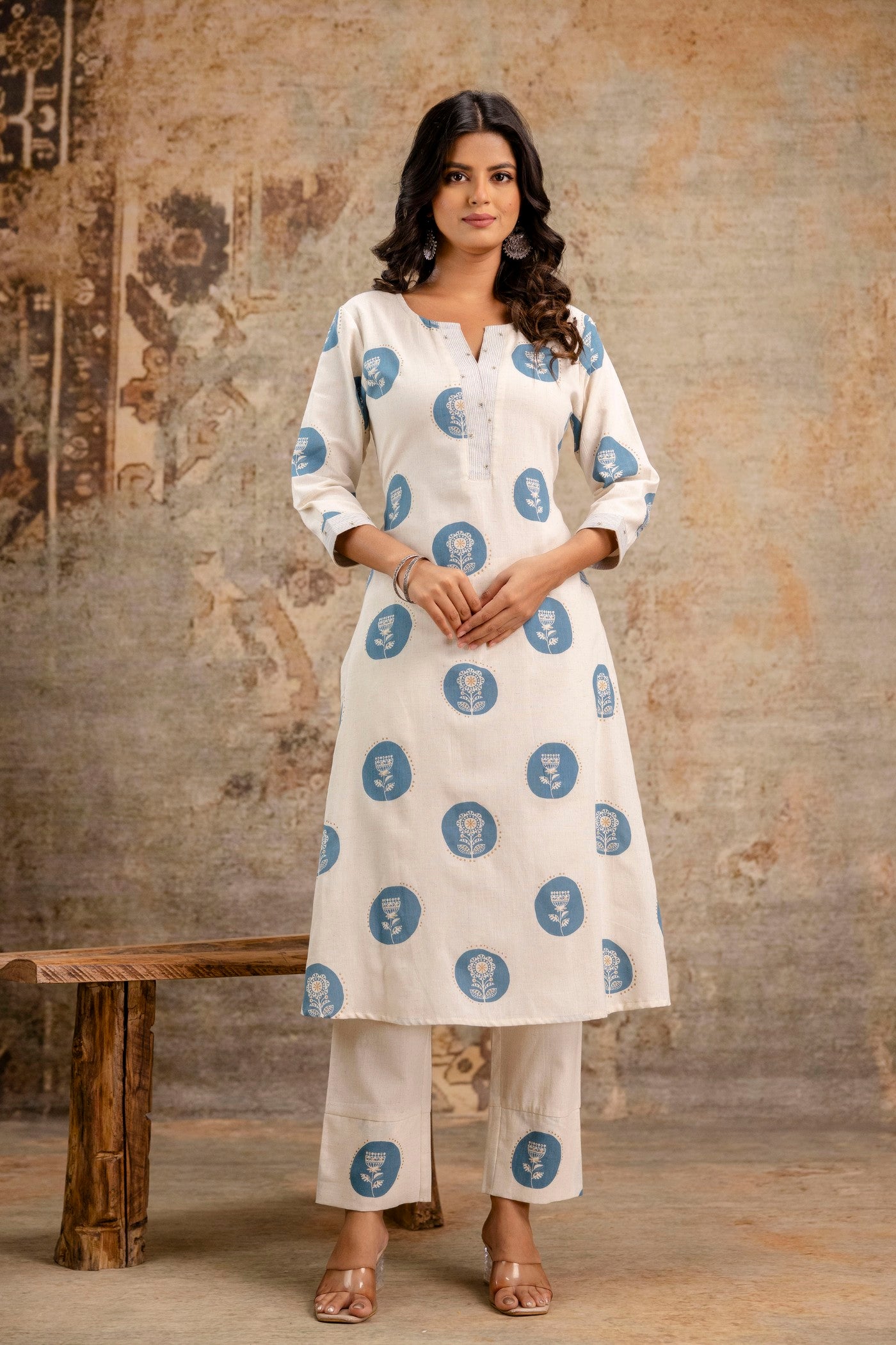 Aaronee white and blue cotton flex kurta set