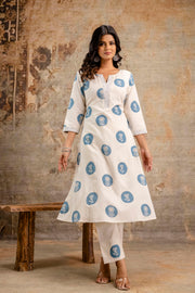 Elegant kurta pant set for daily and festive wear