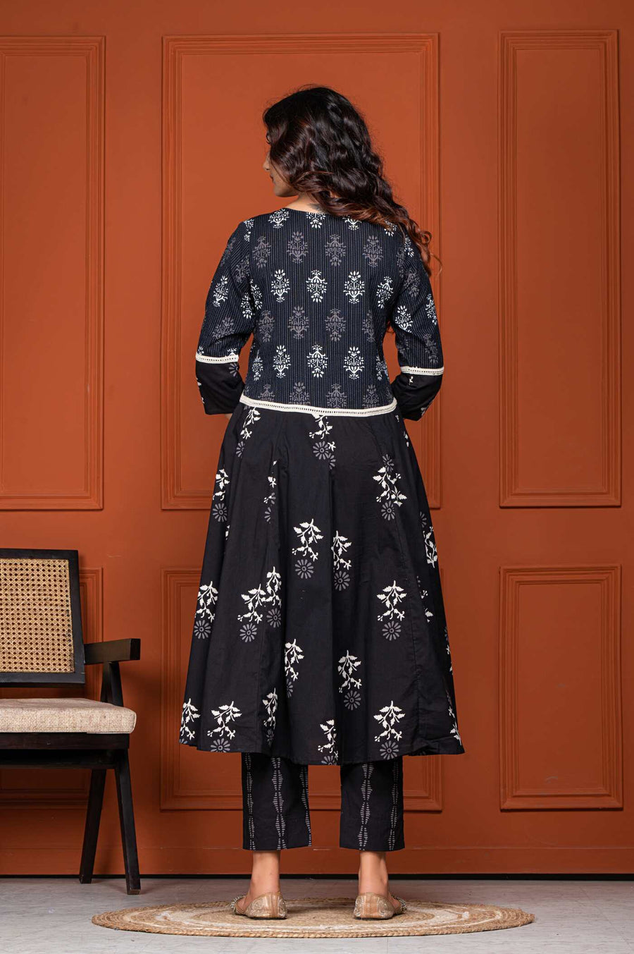 Stylish Black Kurta with White Floral Design