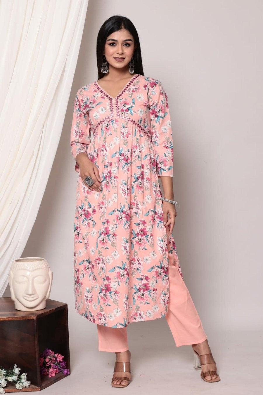 Elegant Floral Pink Kurta Set - Traditional Wear