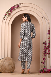 Stylish Zigzag Kurti with Floral Pants - Comfortable & Chic