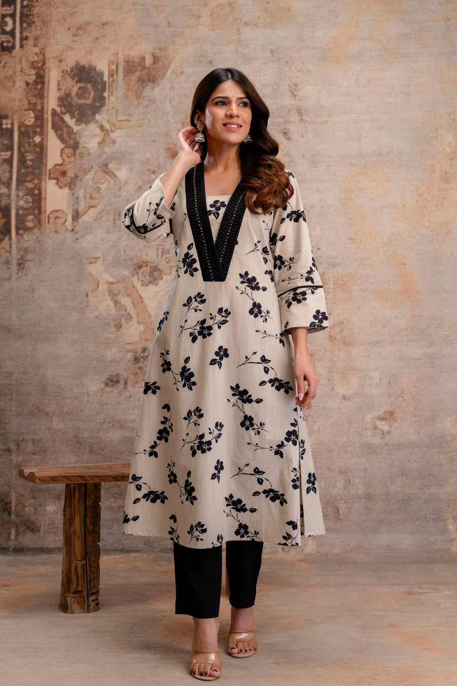 Elegant black kurta pant set with detailing