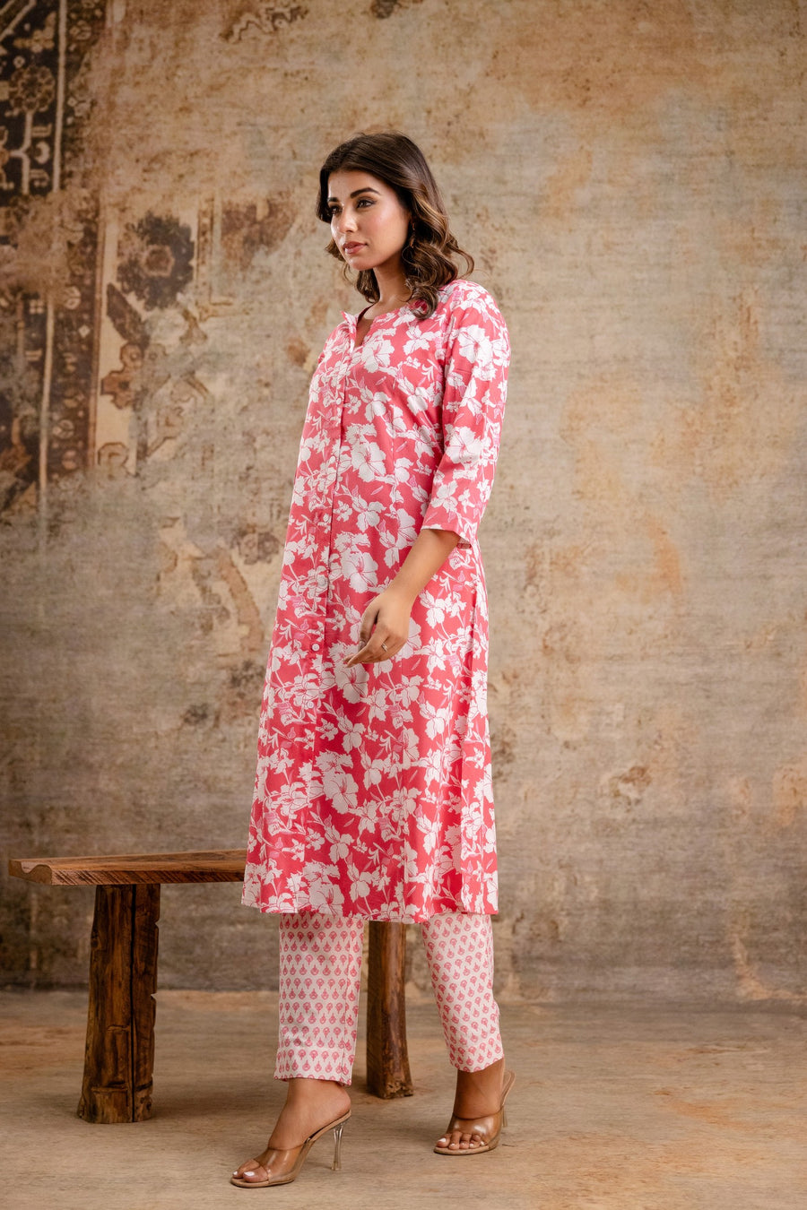Ethnic cotton outfit with white printed pants