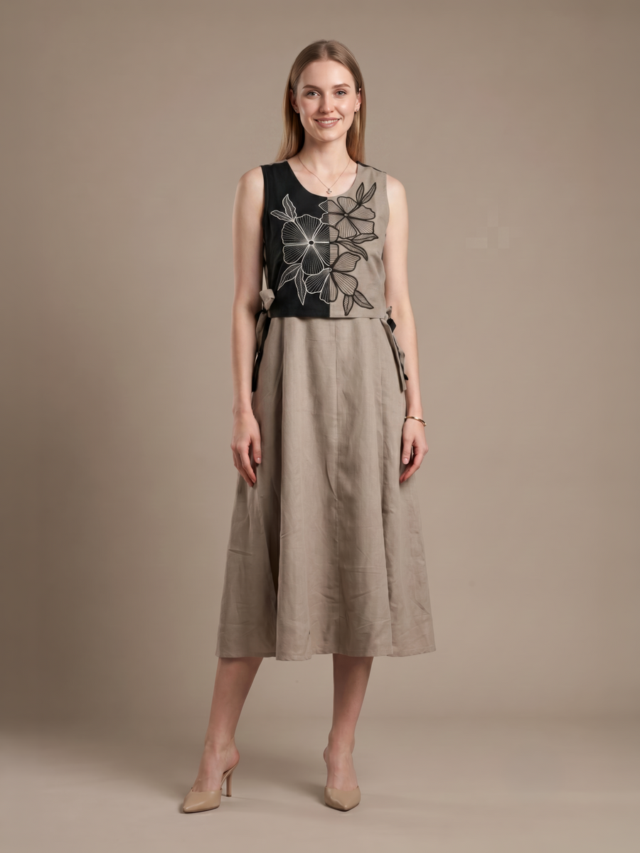 Women's dual-tone cotton midi dress with floral embroidery