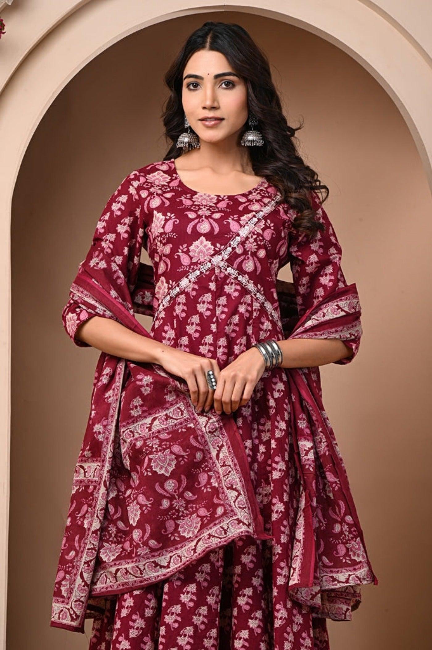 Embrace Style with Aaronee Floral Printed Cotton Kurti with Pant Dupatta Set